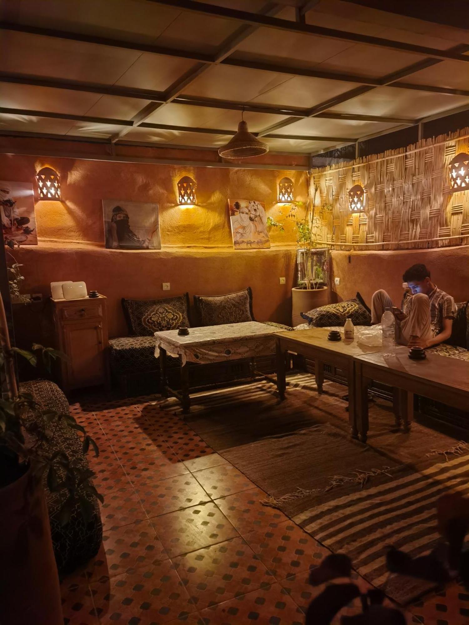 Medina Oasis Hostel Marrakesh Bagian luar foto