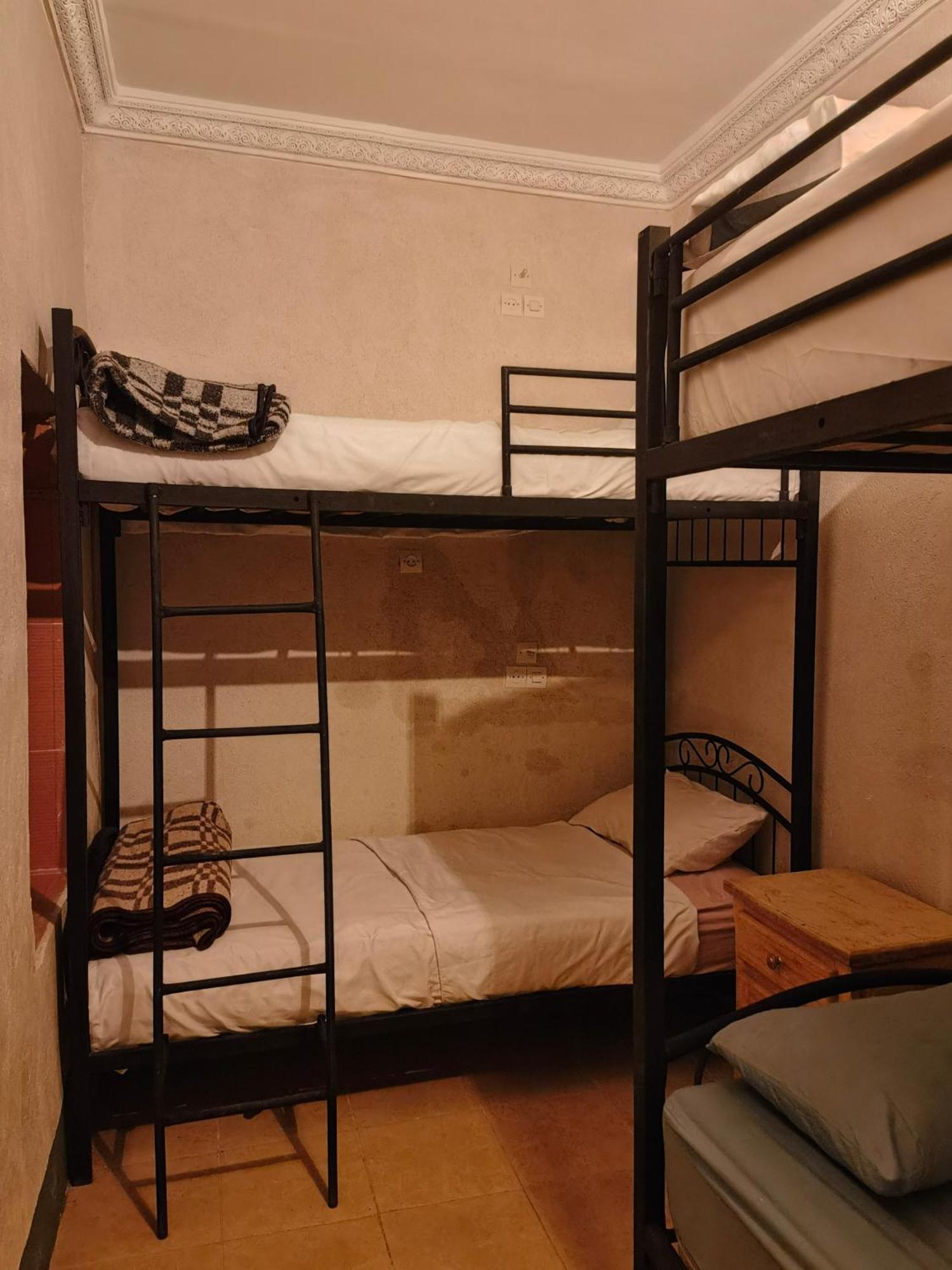 Medina Oasis Hostel Marrakesh Bagian luar foto